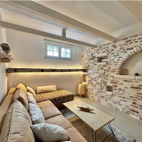 4 bedroom villa with pool and sea views, Kumbor, sleeps 8-10